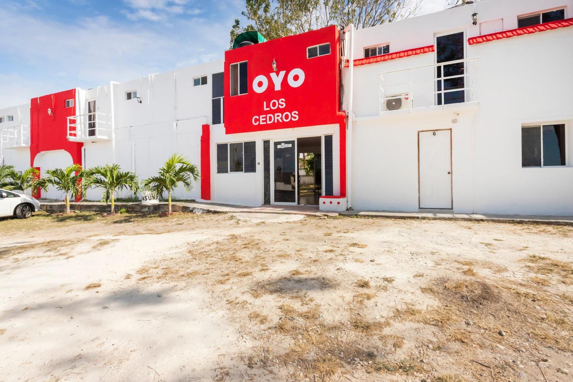 Oyo Hotel Cedros Campeche Exterior photo